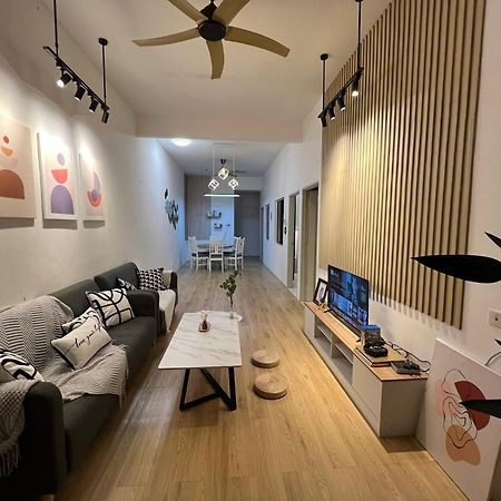 Demuji 4Br 10Pax 3Min To Ecm Kcm, Ps4 Villa Kuantan Eksteriør billede